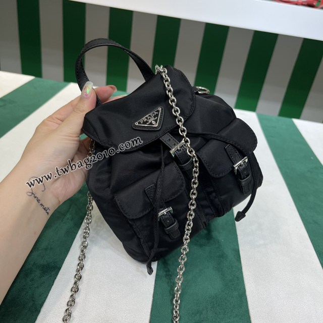Prada專櫃新款Mini斜挎雙肩小背包 1BH029 普拉達經典款黑色女士雙肩包 csp1666
